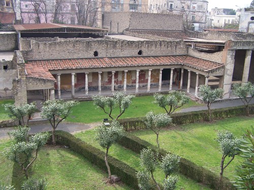 Оплонти и вилата на Попея - Torre Annunziata | Secret World Trip Planner