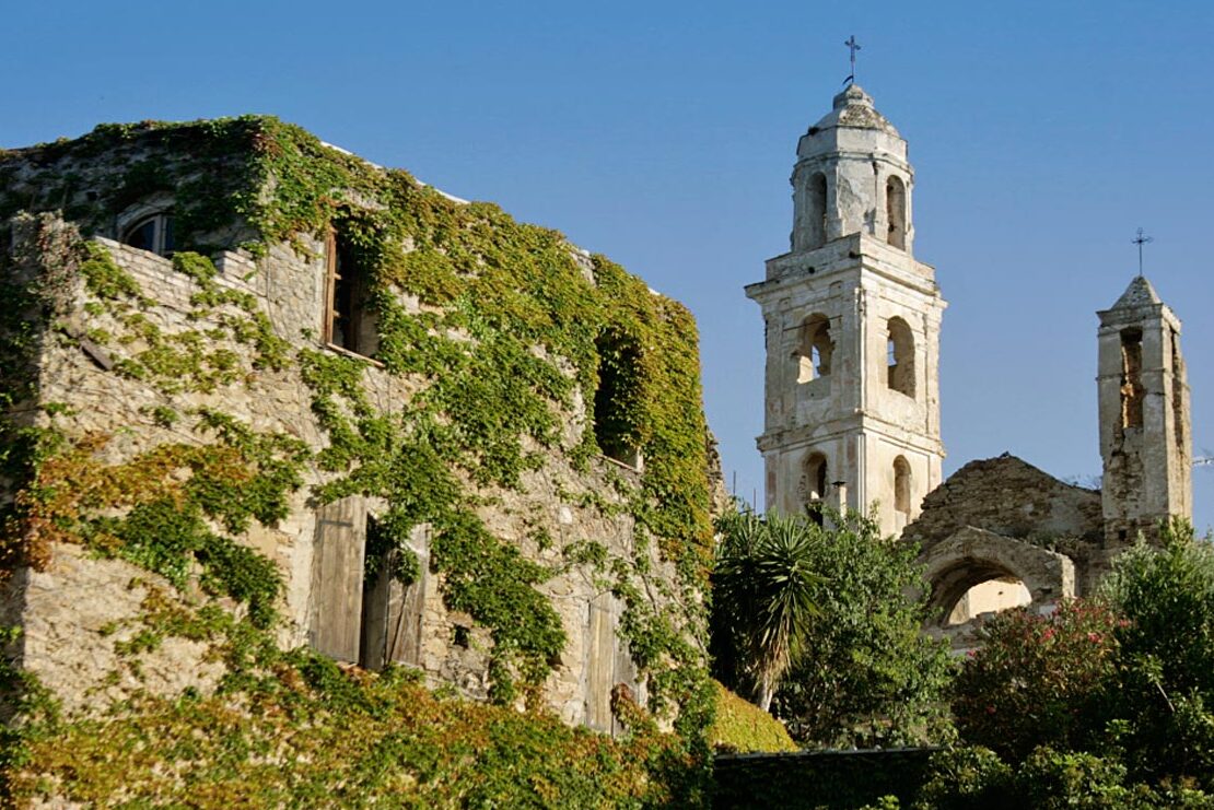 Bussana Vecchia, desa seniman - Bussana Vecchia | Secret World Trip Planner