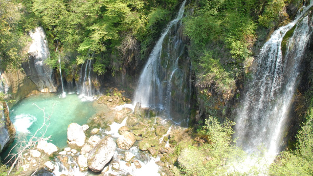 கோர்ஜஸ் டு லூப் நீர்வீழ்ச்சிகள் - Gorges du Loup | Secret World Trip Planner