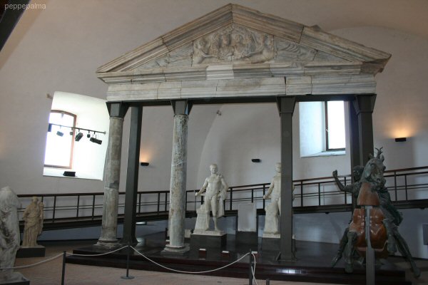 Flegraean Laukų archeologijos muziejus - Bacoli | Secret World Trip Planner