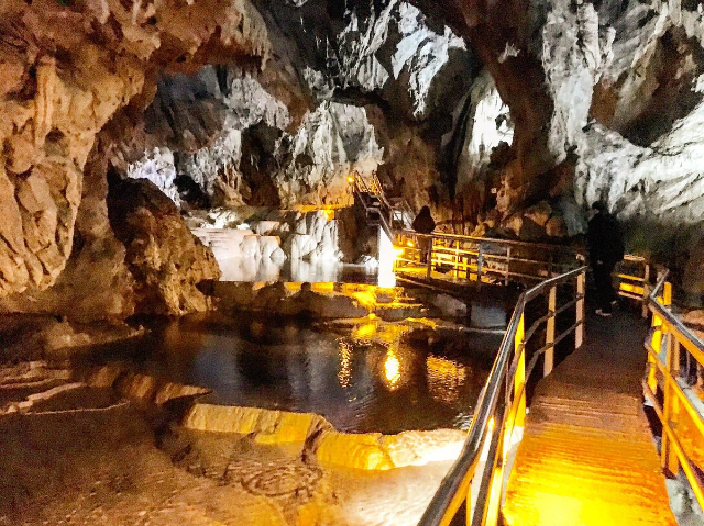 Kastria tavak barlangja - Epar.Od. Sarantapichou - Idaton Stigos | Secret World Trip Planner