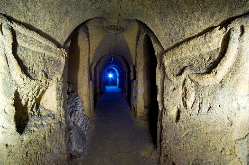 Osimo g'orlari - Osimo | Secret World Trip Planner