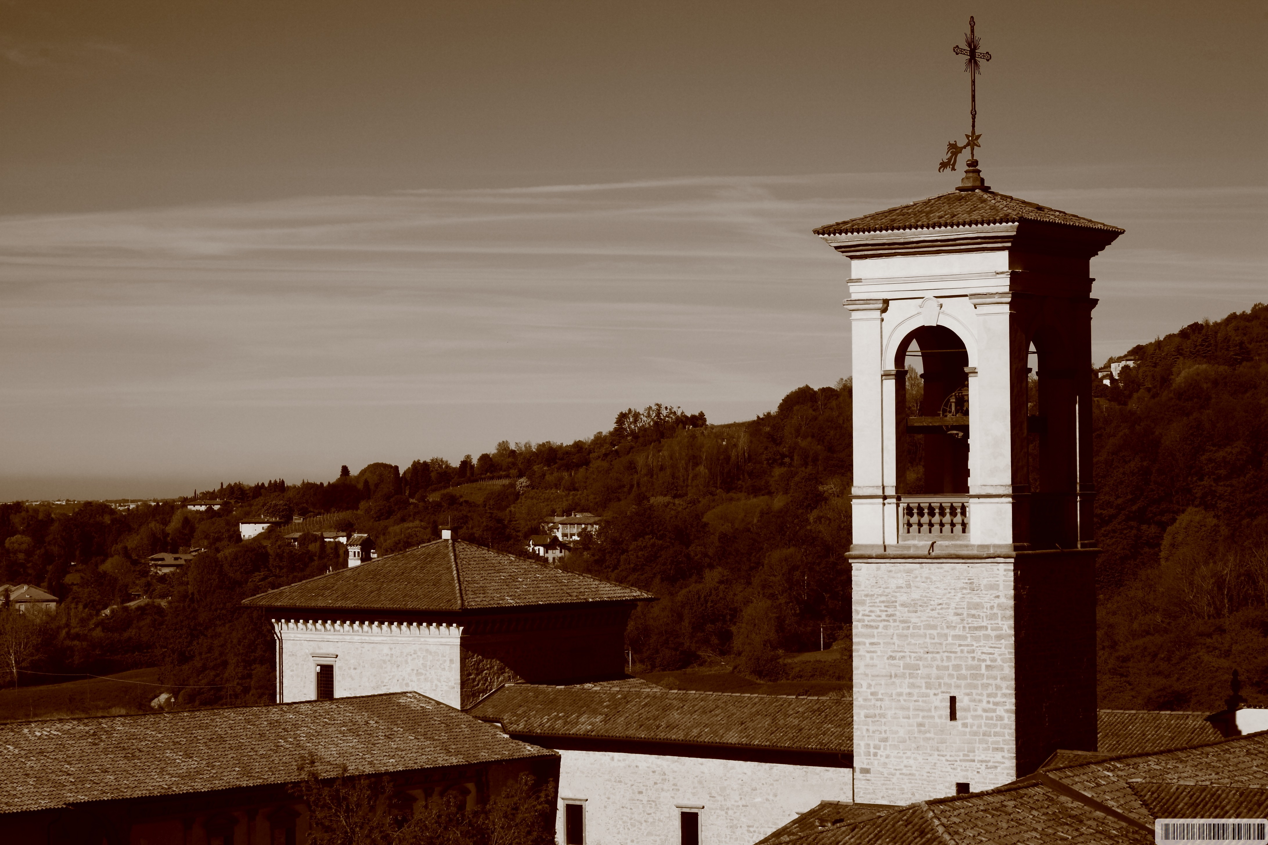 صومعه آستینو - Bergamo | Secret World Trip Planner