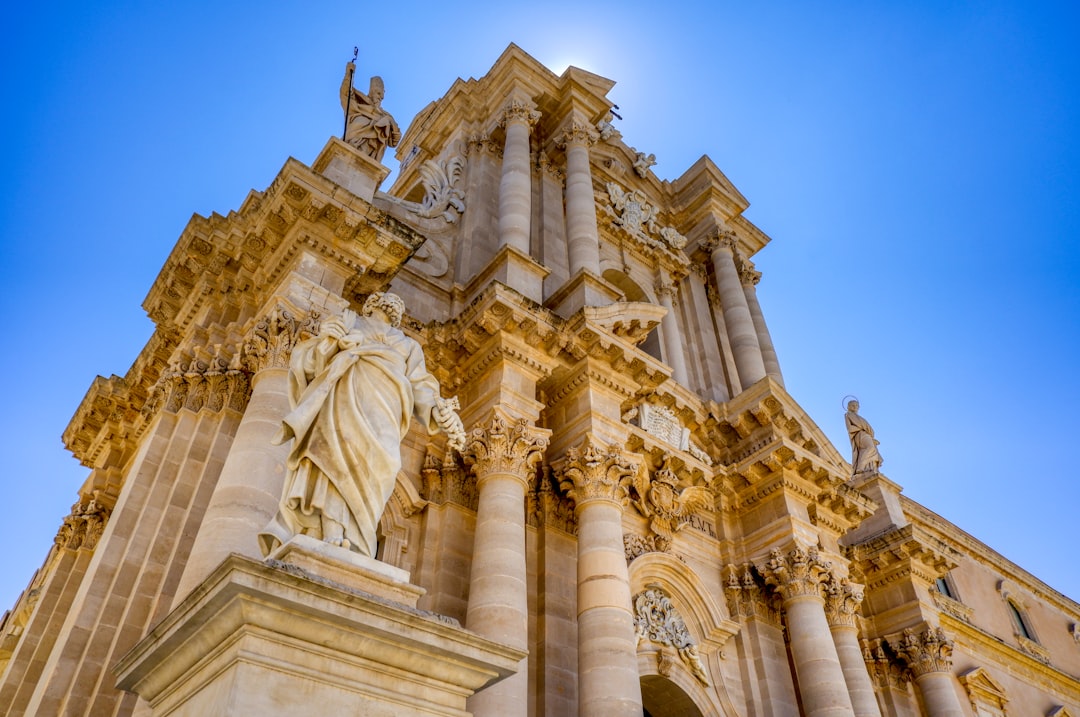 Los Papiros de Egipto y Sicilia - Siracusa | Secret World Trip Planner