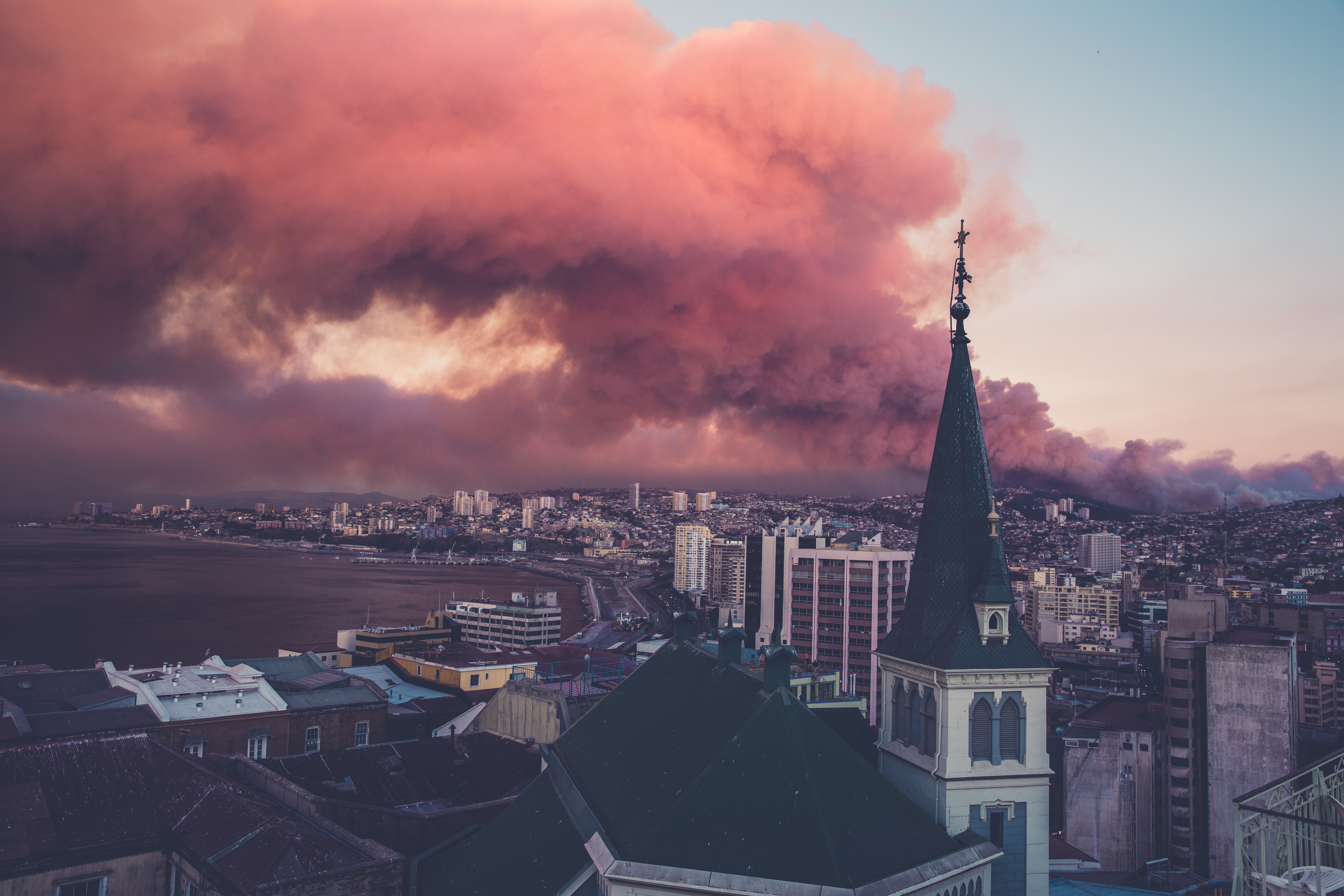 Chile | In a word, Valparaíso is colorful  - Valparaíso | Secret World Trip Planner