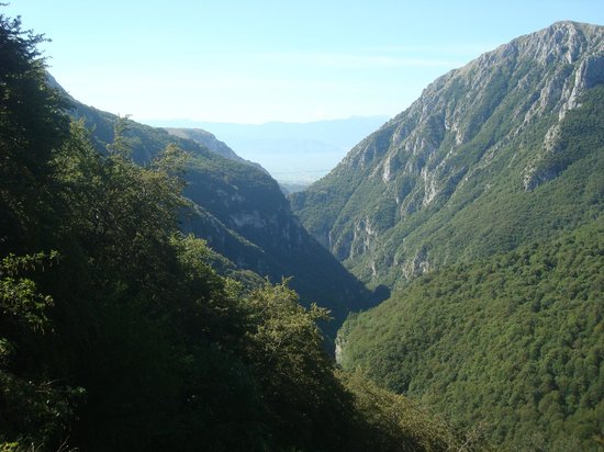 Gorges ຂອງ Celano Aielli - Ovindoli | Secret World Trip Planner