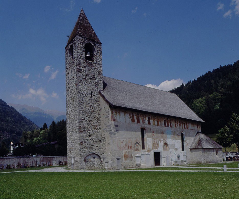 Gereja San Vigilio - Pinzolo | Secret World Trip Planner