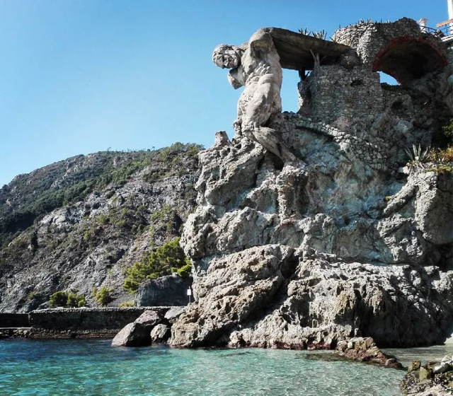 Statue of the Giant - Monterosso al Mare | Secret World Trip Planner