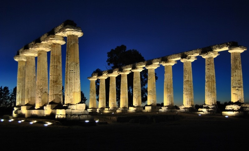 Meja Palatine - Metaponto | Secret World Trip Planner