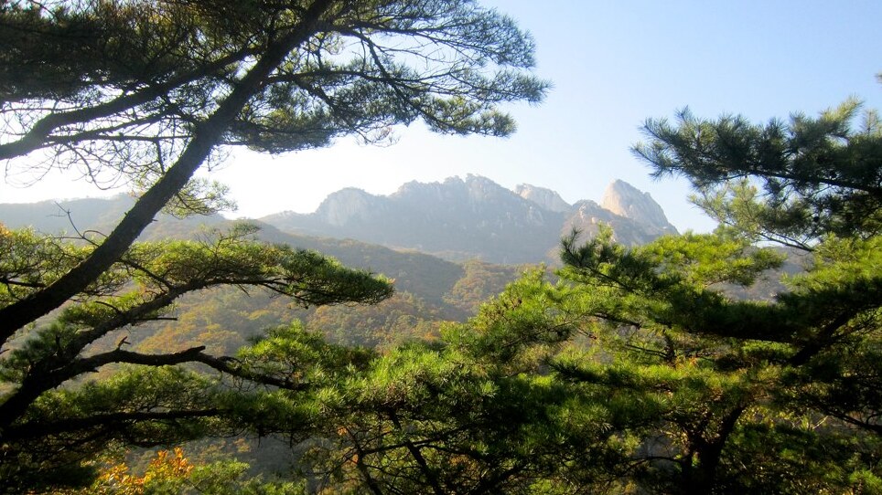 Seoul: Bukhansan Mountain National Park — Bukhansan