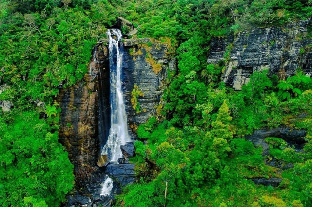 Lover's Leap waterfall - Distretto di Nuwara Eliya | Secret World Trip Planner