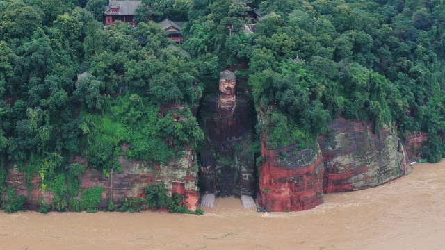Leshan Giant Buddha - Giant Buddha of Leshan | Secret World Trip Planner