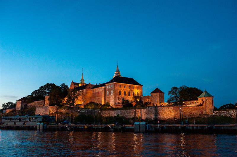 அகர்ஷஸ் கோட்டை - 0150 Oslo | Secret World Trip Planner