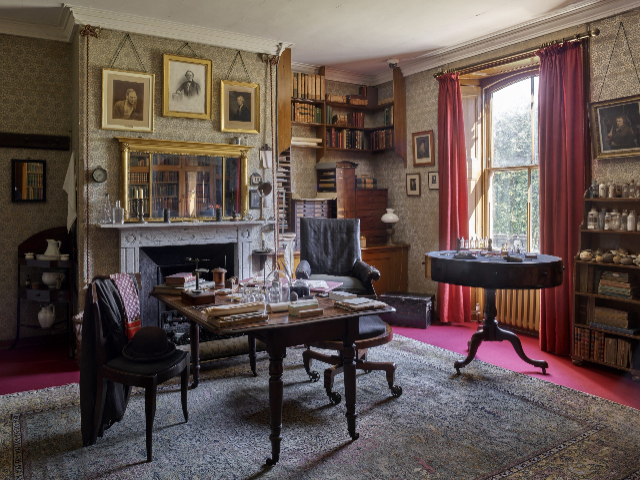 ดาวน์เฮาส์ - Downe | Secret World Trip Planner