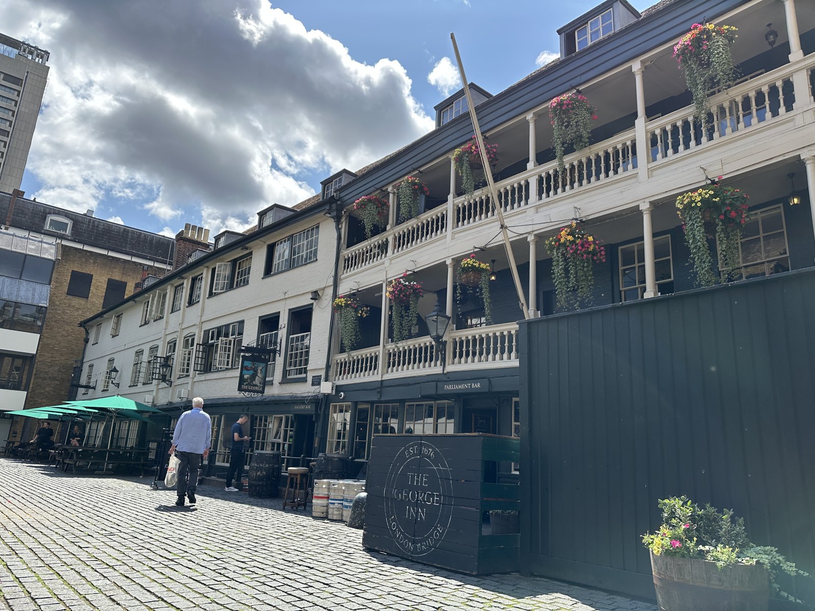 George Inn - 75 Borough High St | Secret World Trip Planner