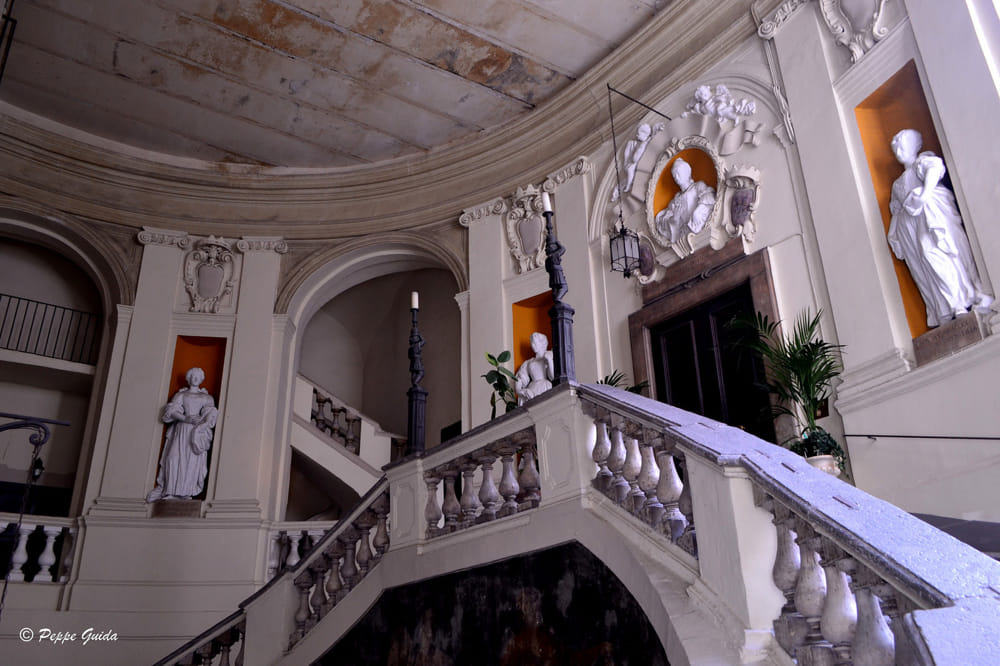 Palazzo Spinelli di Laurino i duchy - Napoli | Secret World Trip Planner