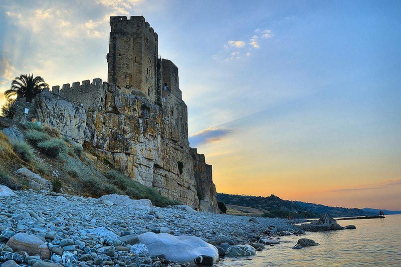 Ναϊτών Frederician Castle - Roseto Capo Spulico | Secret World Trip Planner