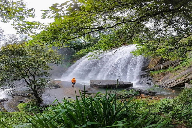 Huluganga Ella Falls - Huluganga | Secret World Trip Planner