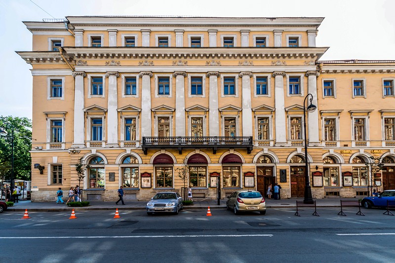 Shostakovich St. Petersburg Academic Philharmonia - Mikhaylovskaya Ulitsa | Secret World Trip Planner