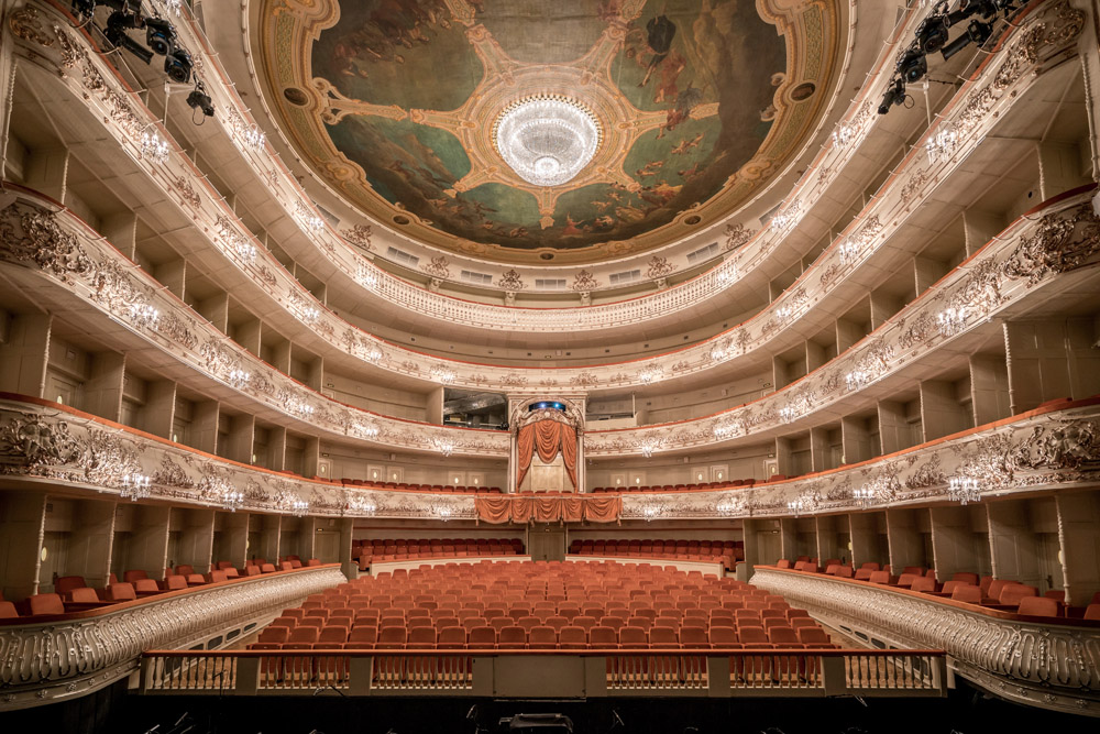 Teatro Mikhailovsky - Sankt-Peterburg | Secret World Trip Planner
