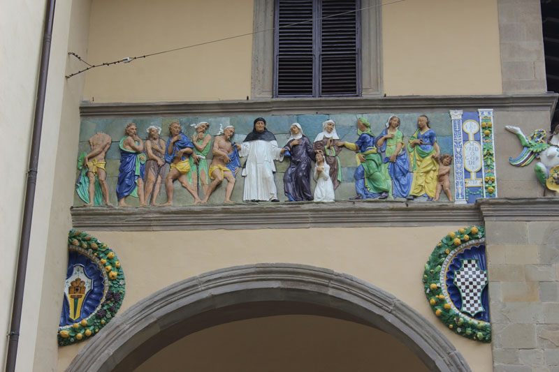 Frise de la Robbia de l'Ospedale del Ceppo - Pistoia | Secret World Trip Planner