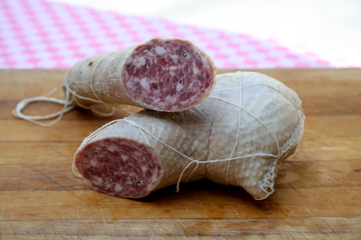 Salami d'oie Mortara - Mortara | Secret World Trip Planner