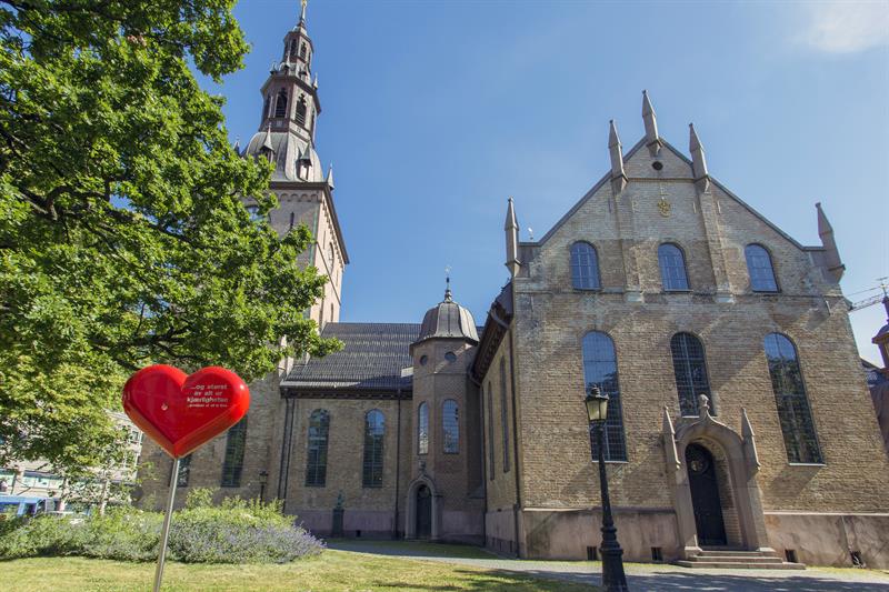 Oslo Katedra - Karl Johans gate | Secret World Trip Planner