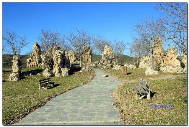 Roccia della Ninfa - Nymfopetra | Secret World Trip Planner