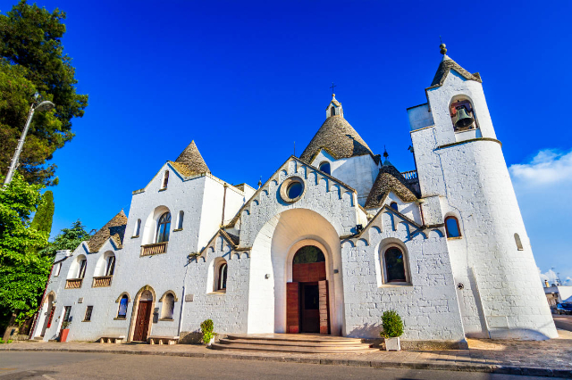 Sant'Antonio of Padua ဘုရားကျောင်း - Alberobello | Secret World Trip Planner