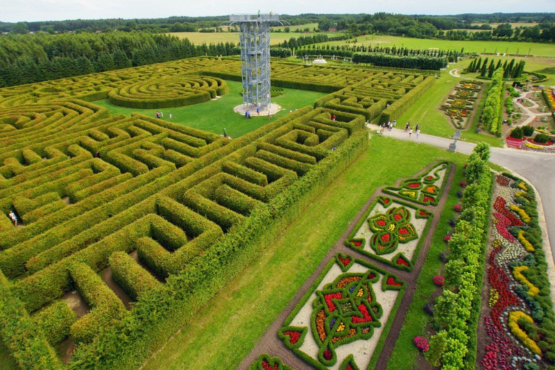 Giardini Hortulus Spectabilis, Polonia - Dobrzyca | Secret World Trip Planner