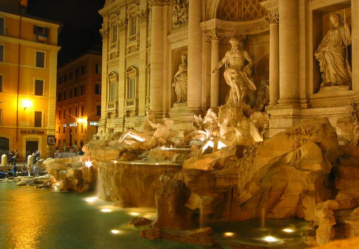 ນໍ້າພຸ Trevi - Roma | Secret World Trip Planner