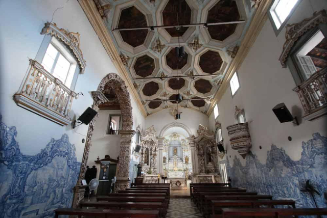 Die Kirche des Heiligen Franziskus - Olinda - PE | Secret World Trip Planner