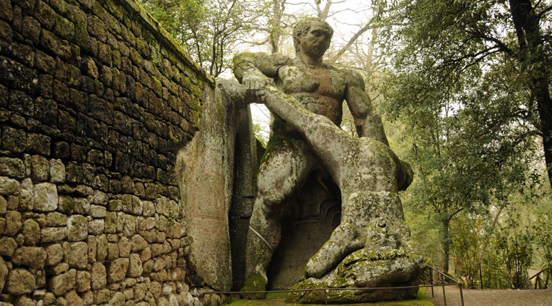 ສວນສາທາລະ Monster ຂອງ Bomarzo - Bomarzo | Secret World Trip Planner
