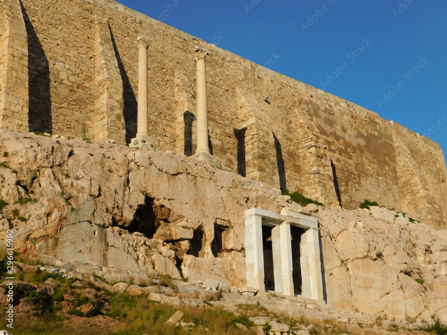 Monumentul Choregic al lui Thrasyllos - Athina | Secret World Trip Planner