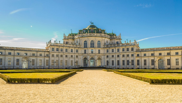 სტუპინიგის სანადირო სახლი, - Stupinigi, Nichelino | Secret World Trip Planner