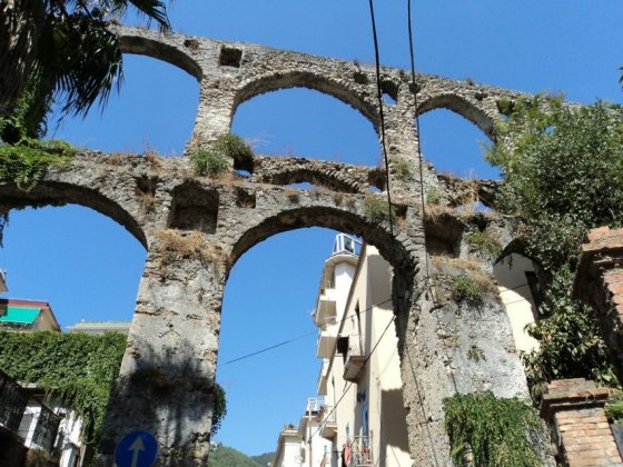 મધ્યયુગીન જળમાર્ગ - Salerno | Secret World Trip Planner