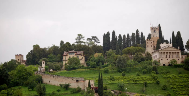 Brolo a jahoda - Conegliano | Secret World Trip Planner