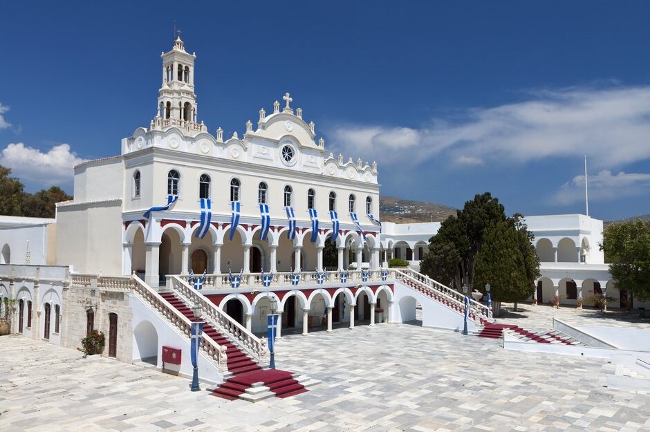 ဘုရားရှိခိုး Panagia Ekatontapiliani သာ Paros - Tinos | Secret World Trip Planner