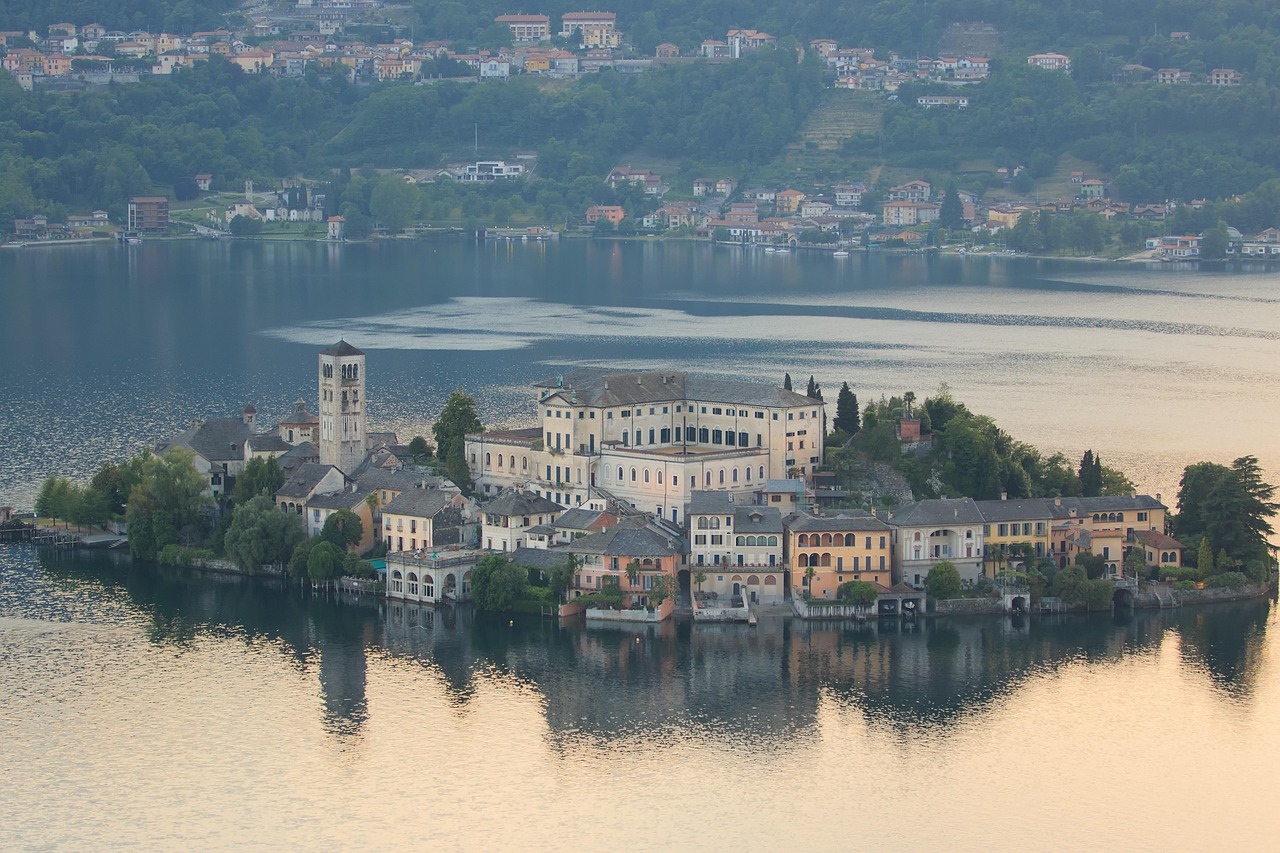 Vila Crespi i Antonino Cannavacciuolo - Orta San Giulio | Secret World Trip Planner