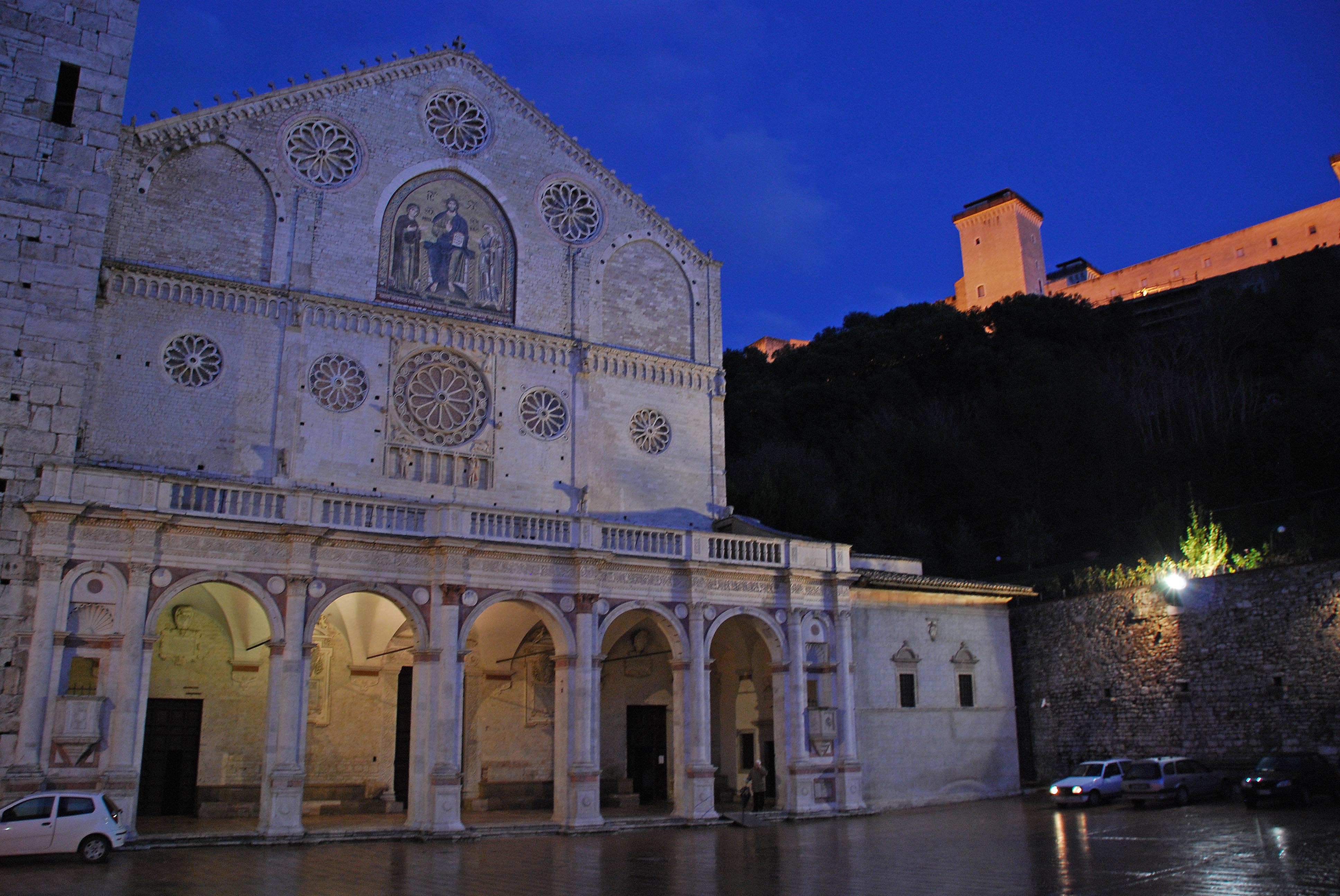 كاتدرائية سانتا ماريا أسونتا - Spoleto | Secret World Trip Planner