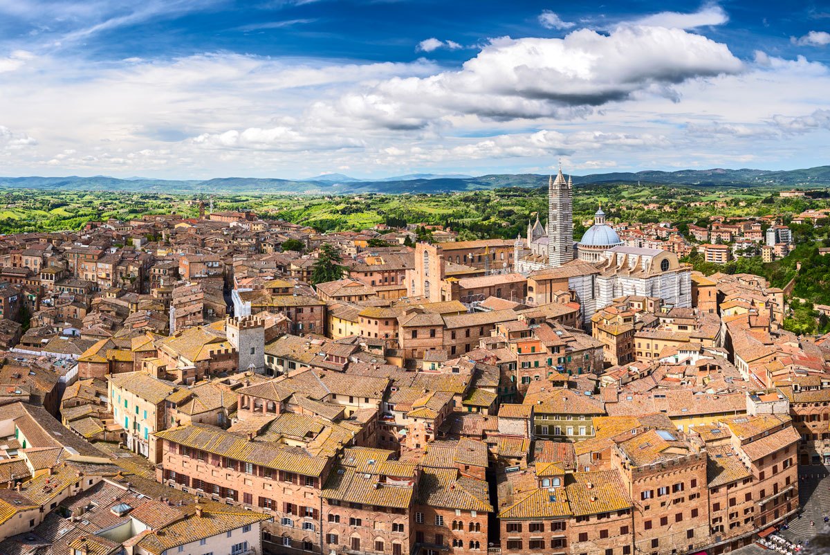 Sheshi i fushës - Siena | Secret World Trip Planner