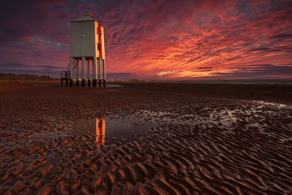 Faro basso a Burnham-on-Sea, Inghilterra - River Parrett | Secret World Trip Planner