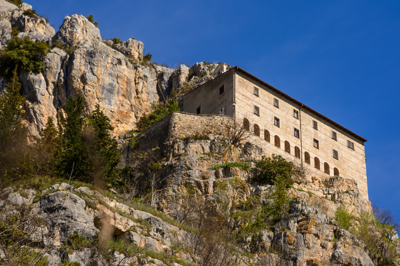 Эрмитаж рӯҳи Онофрио Ал Морроне - Palma Campania | Secret World Trip Planner
