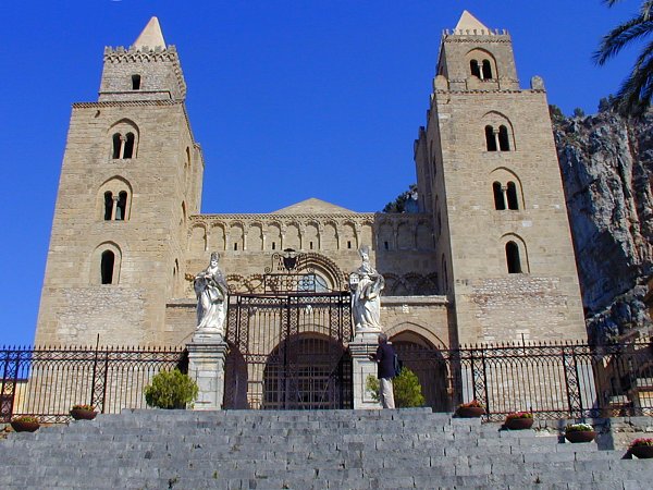 Cefalu katedra - Cefalù | Secret World Trip Planner