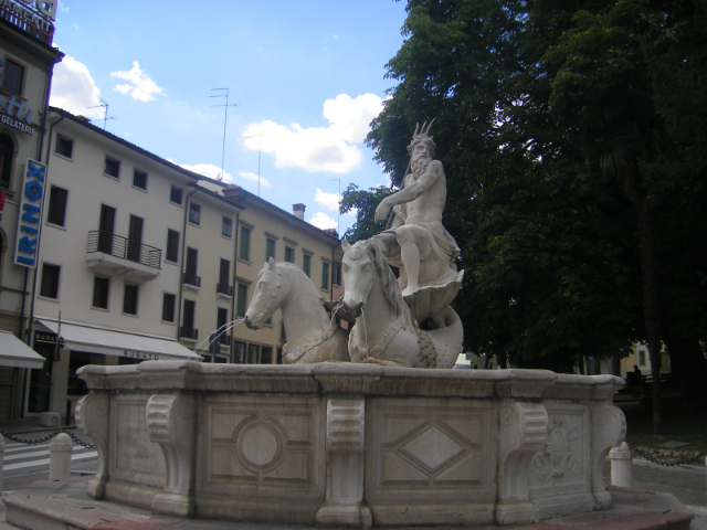 Đài phun nước của Neptune - Conegliano | Secret World Trip Planner