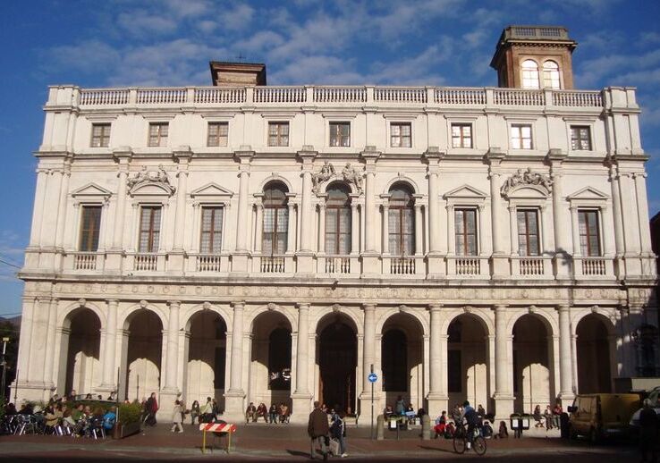 La Biblioteca civica Angelo Mai di Bergamo - Bergamo | Secret World Trip Planner