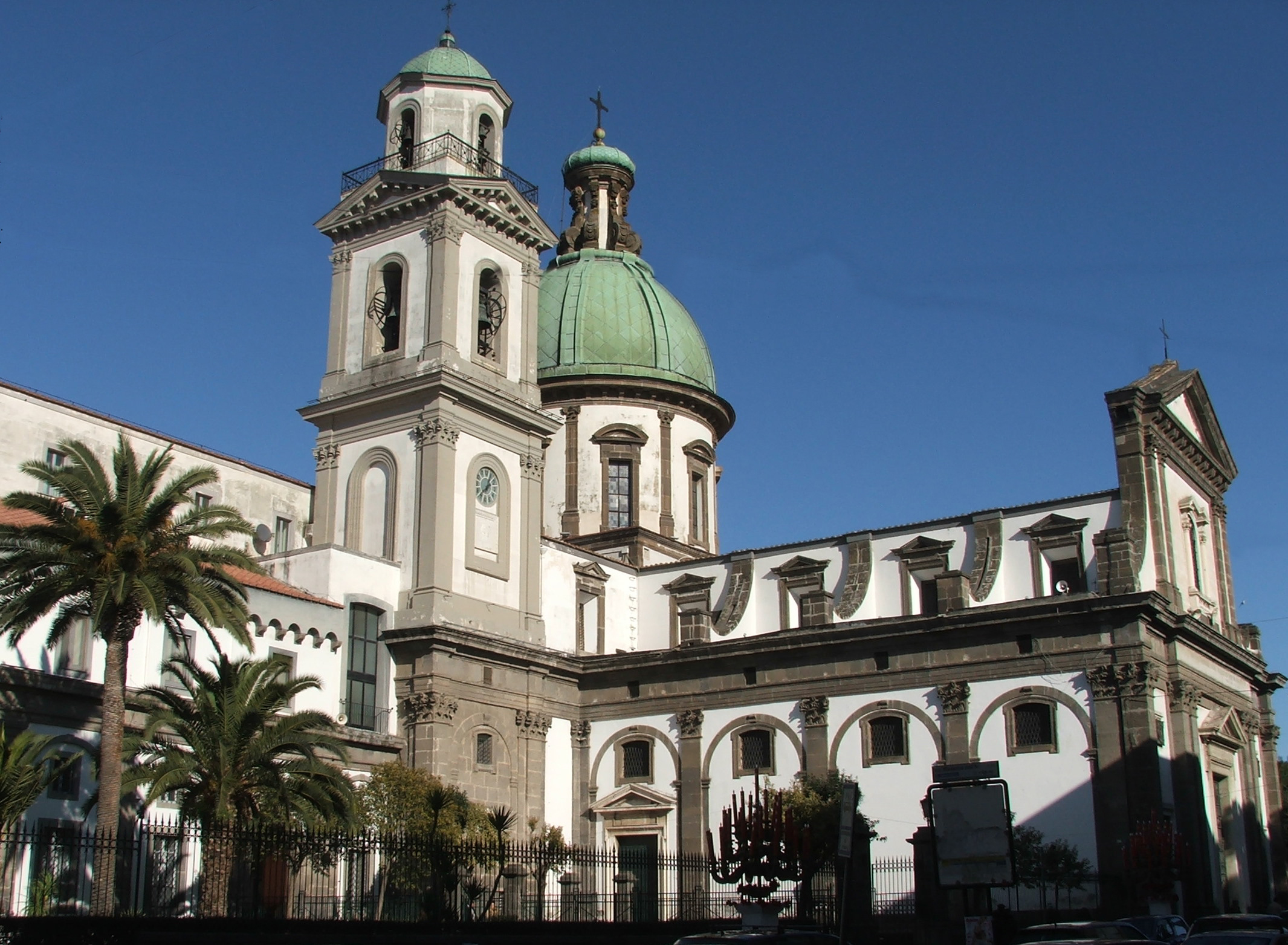 Kuil Bunda Maria dari Lengkungan - Sant'Anastasia | Secret World Trip Planner
