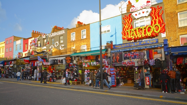 कॅम्डेन: यूके मध्ये संगीत राजधानी - Camden Town | Secret World Trip Planner