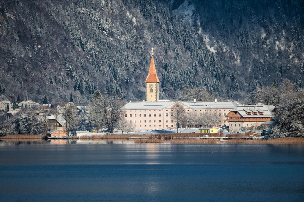 Ossiach Abadía - Ossiach | Secret World Trip Planner