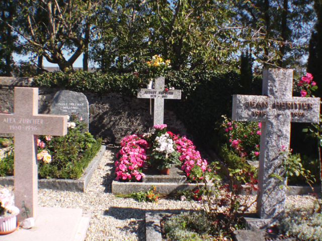 Tomba di Audrey Hepburn - Tolochenaz | Secret World Trip Planner